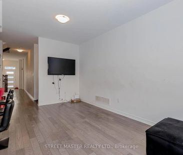 90 KEPPEL CIRCLE - Photo 1