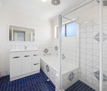 Spacious and well-maintained Home - Photo 5