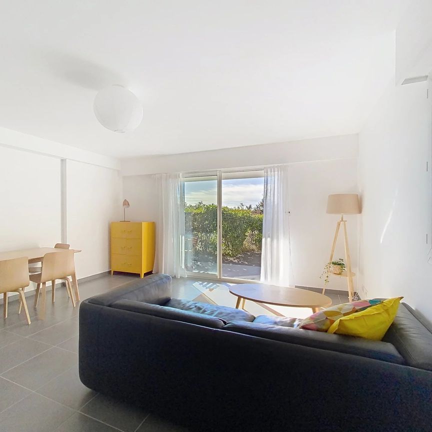 Location Appartement 2 pièces 58m² VENCE 06140 - Photo 1