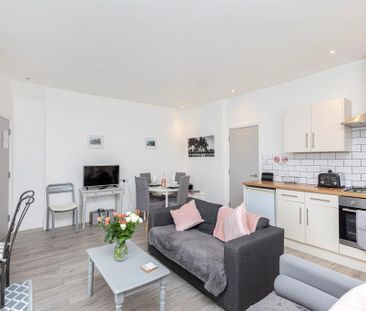 1 bedroom flat to rent - Photo 2