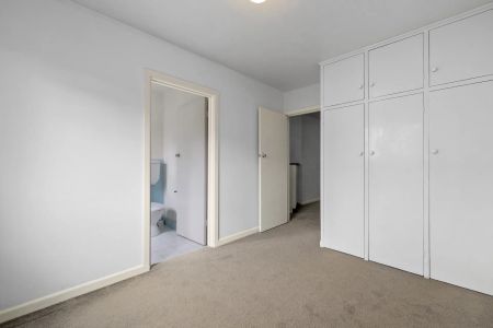 Unit 11/36 Waterloo Crescent, - Photo 5
