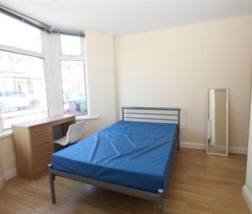 6 bedroom private hall to rent - Photo 6