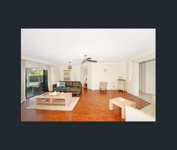 Family Home in Prestigious Peregian Springs – 18 Balgownie Drive - Photo 3