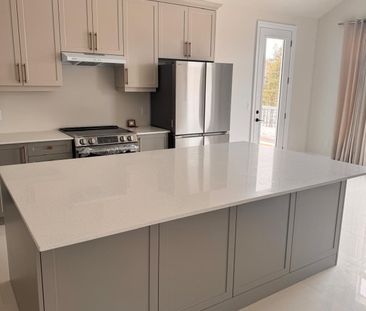 For Lease - 92 PEARSALL Place, Oro-Medonte, Ontario - Photo 6