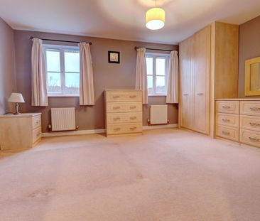 3 bedroom mid terraced house to rent - Photo 5