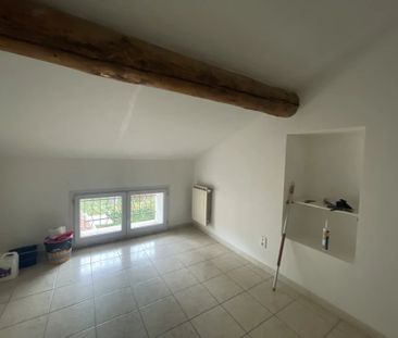 Location Maison 3 pièces 63m² NIMES 30000 - Photo 2