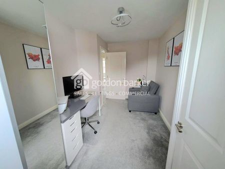 2 bedroom flat to rent - Photo 4