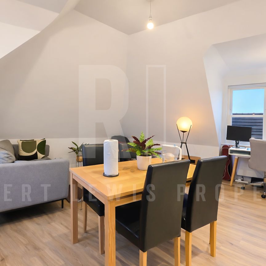 Large Lateral Studio Apartment – Moxon Street, High Barnet, EN5 5TY - Photo 1
