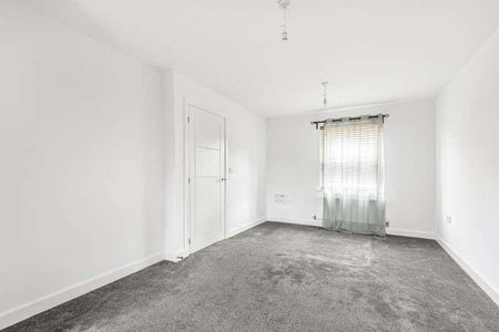 Flanders Close, Town Centre, OX26 - Photo 5