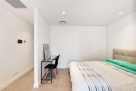 Furnished Apartment With Storage Cage - Photo 4