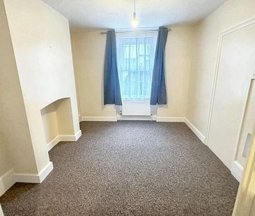 2 bedroom property to rent - Photo 3