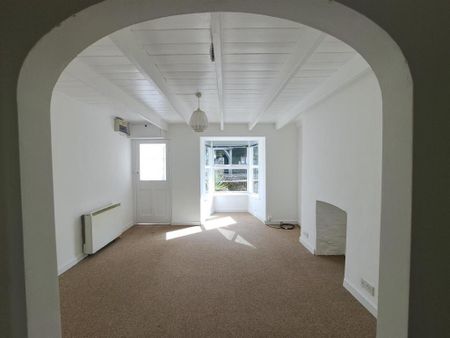 2 bedroom cottage to rent - Photo 2