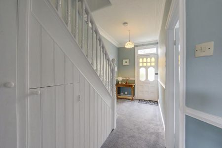 3 bedroom terraced house to rent - Photo 4