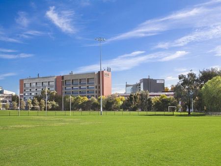 Thinking of selling? Contact our agent - Photo 5