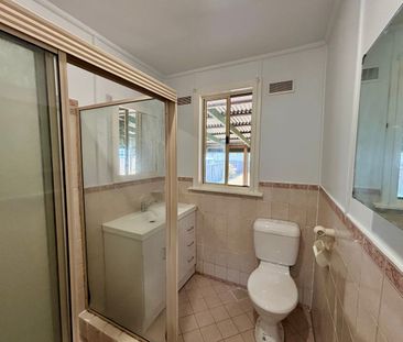 3 BEDROOM HOME - WEST TAMWORTH LOCATION - Photo 1