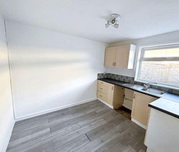 2 bed terraced house to rent in NE63 - Photo 3