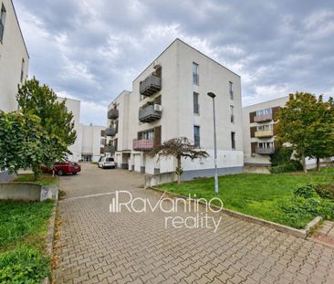 Pronájem bytu 1+kk 36 m2 - Fotografie 1