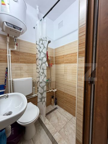 Garsoniera de inchiriat, renovata, 12 mp, zona Micro 19 - Fotografie 4