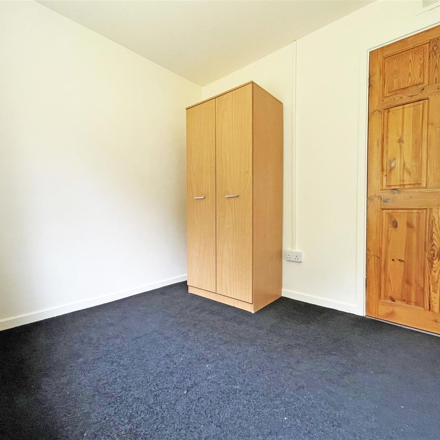 2 bedroom Maisonette to rent - Photo 1