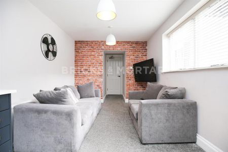 6 bedroom apartment to rent - Photo 3