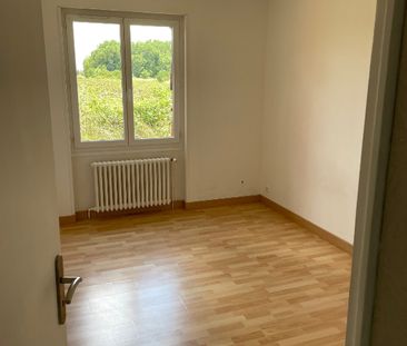 Location Maison 4 pièces 96m² - Photo 6