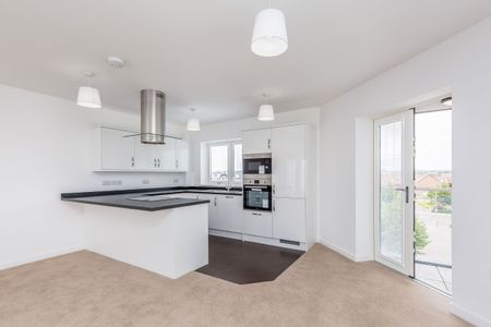 3 bedroom apartment to rent Bodmin Place, Broughton, Milton Keynes, Buckinghamshire, MK10 - Photo 5