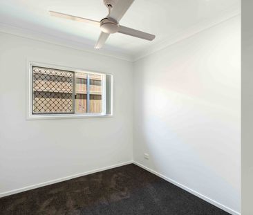 Brand New in Wondunna - 3 Bed + Ducted AC - Photo 1