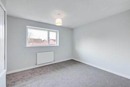2 bedroom terraced house to rent - Photo 2