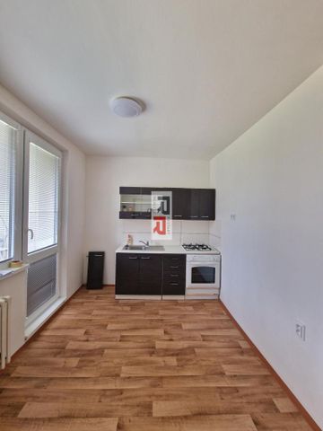 Pronájem bytu 3+1 65 m2 - Фото 4