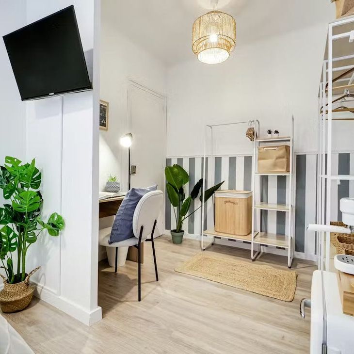 Passeig de Valldaura, Barcelona, Catalonia 08016 - Photo 1