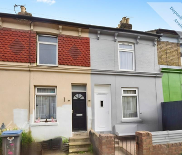 3 bedroom terraced house to rent - Photo 5