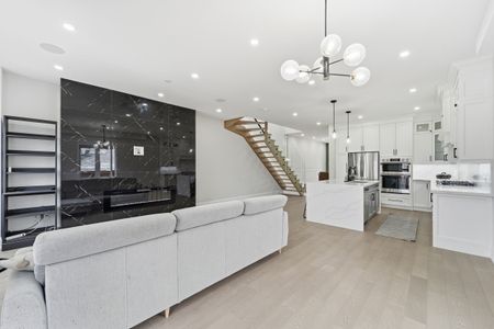 For Lease - 922 Fourth Street, Mississauga, Ontario - Photo 5