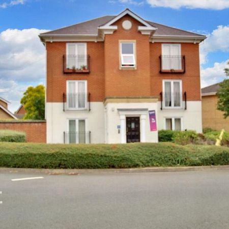 3 bedroom apartment to rent - Photo 4