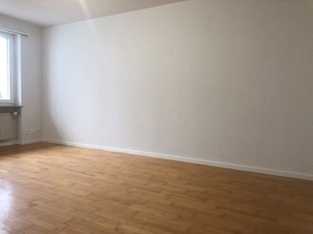 Sanierte 2,5-Zimmerwohnung im Grünen - Photo 2