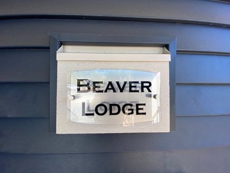 616 Lambert Ave – Beaver Lodge – Room Rentals - Photo 2