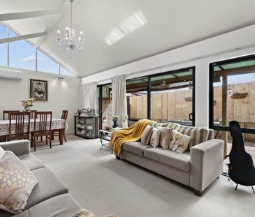 Modern 2-Bedroom Unit for Rent in Desirable Half Moon Bay - Photo 4