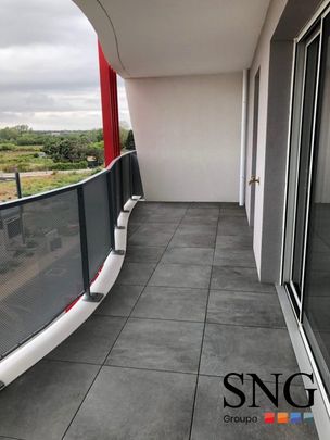 T2 AVEC BALCON ET PARKING - Photo 1