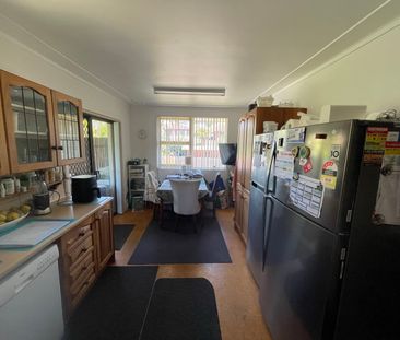 Caringbah South - Photo 6