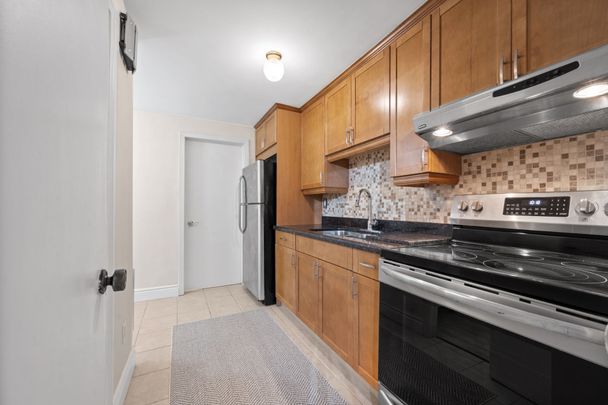 For Lease - 172 Humbercrest Boulevard Unit# Lower, Toronto, Ontario - Photo 1