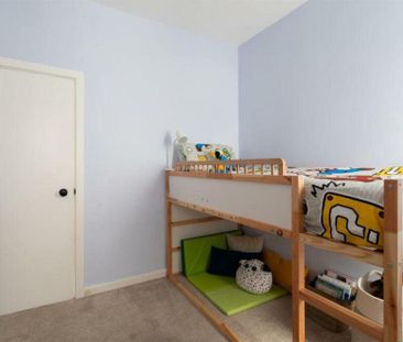 3 bedroom apartment to rent - Photo 5