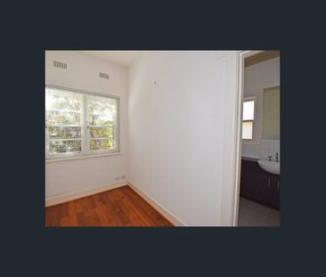Superior Art Deco Apartment - Photo 5