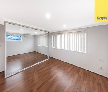 Stunningly Renovated 5-Bedroom Family Oasis with Pool and Garage! - Photo 5