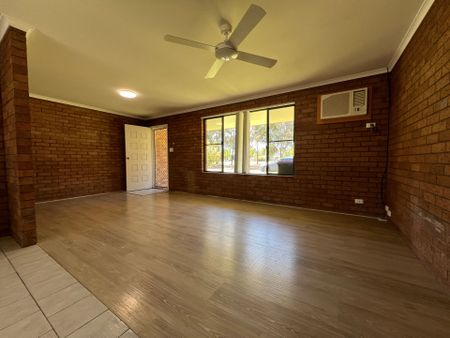 Century 21 Central West - 02 6862 1265 - Photo 5