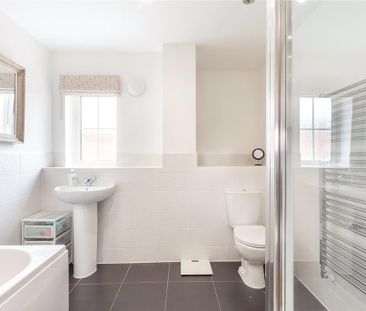 5 bedroom detached house to rent - Photo 4