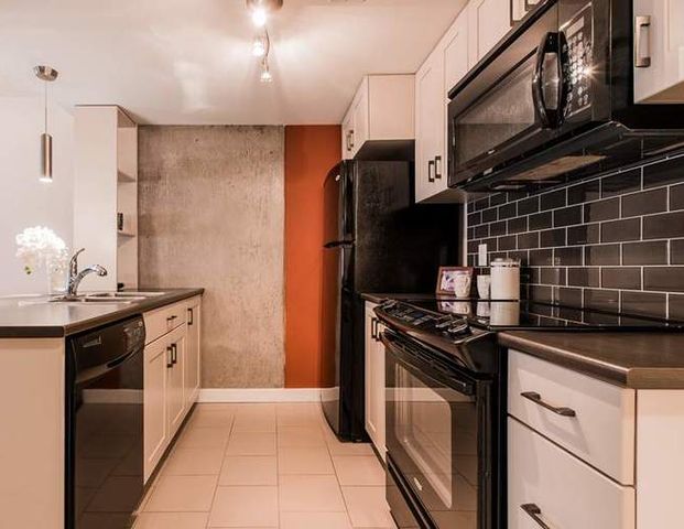 Mayfair Village South | 10047 109 Street NW, Edmonton - Photo 1