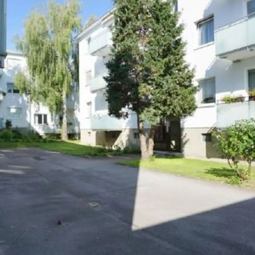 Moderne 1-Zimmer Wohnung in ruhiger Lage - nähe Bahnhof Atzgersdorf - Photo 1