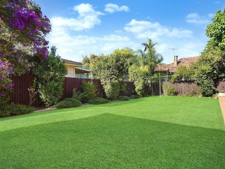 16 Thorn Street, Ryde NSW 2112 - House For Rent | Domain - Photo 3