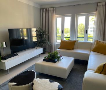 3 Bedroom Apartment with swimming pool, Cascais - Photo 1