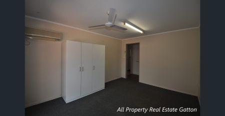 Share House- 1 Room Available - Photo 4