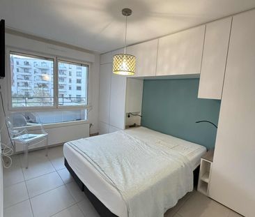 Location Appartement 2 pièces 53m² MALO LES BAINS 59240 - Photo 3